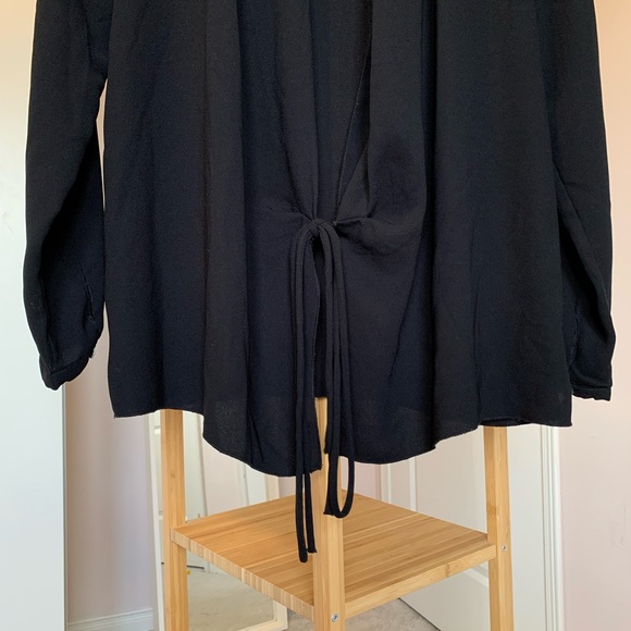WILFRED BLACK BLOUSE SILKY MATERIAL SIZE XS - Picture 8 of 10